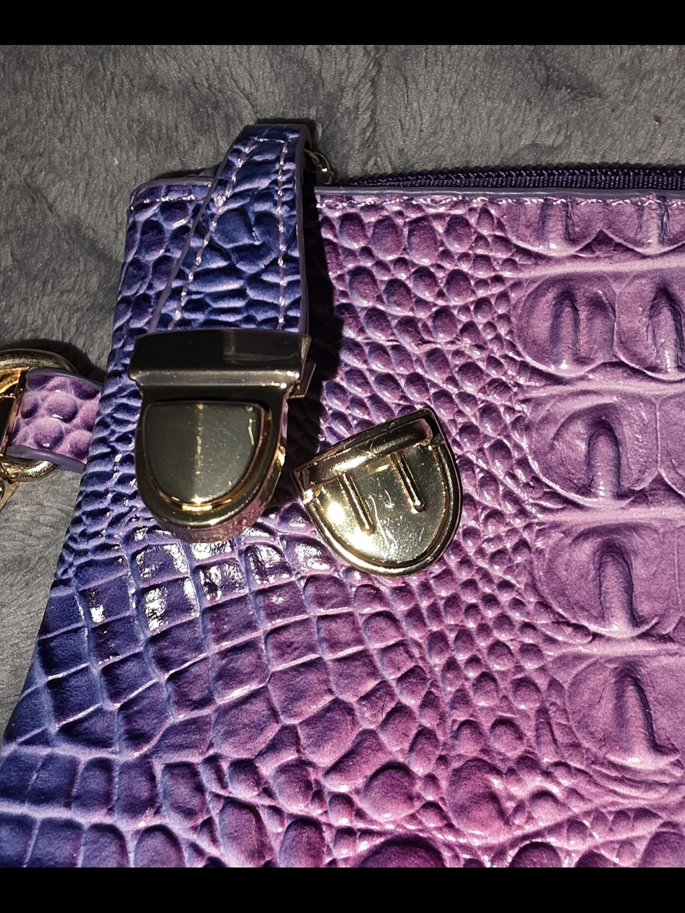 NWOT Purple/Pink Ombre Croc-Embossed 3-Piece Set - Tote, Purse, and Wristlet - Picture 11 of 13